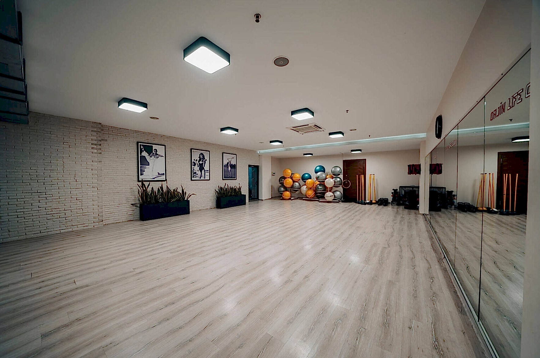 Pilates stüdyosu, pilates Eğitimi, hamile pilatesi, Beylikdüzü pilates eğitimi